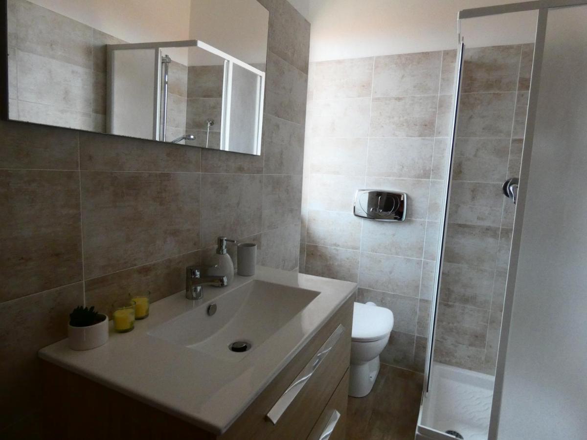 B&B Madie Castelsardo Bagian luar foto